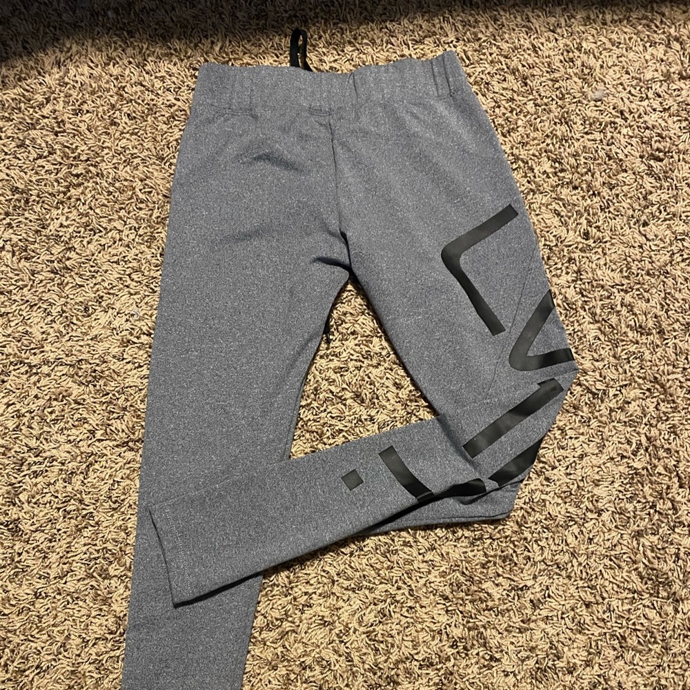 LVFT leggings